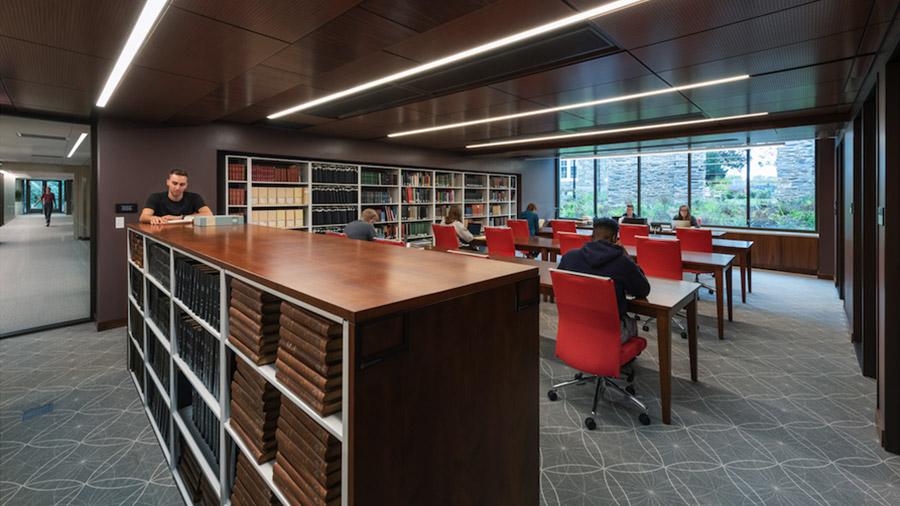 Students use the Reading Room in Quaker and Special Collections