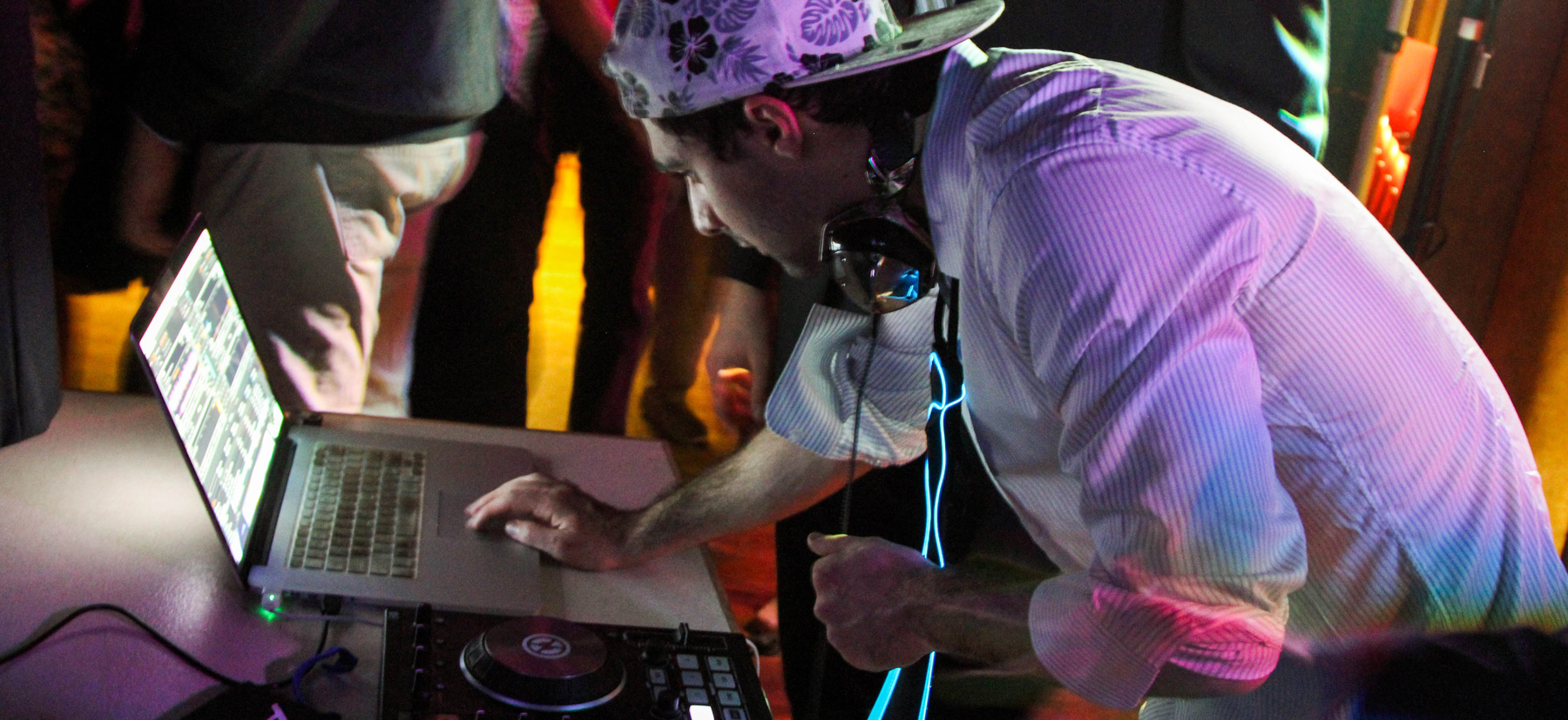DJ Ash Khayami &#039;16 on the decks